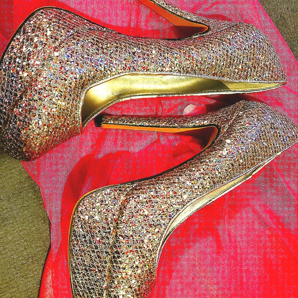 Woman Glitter Platform Heels